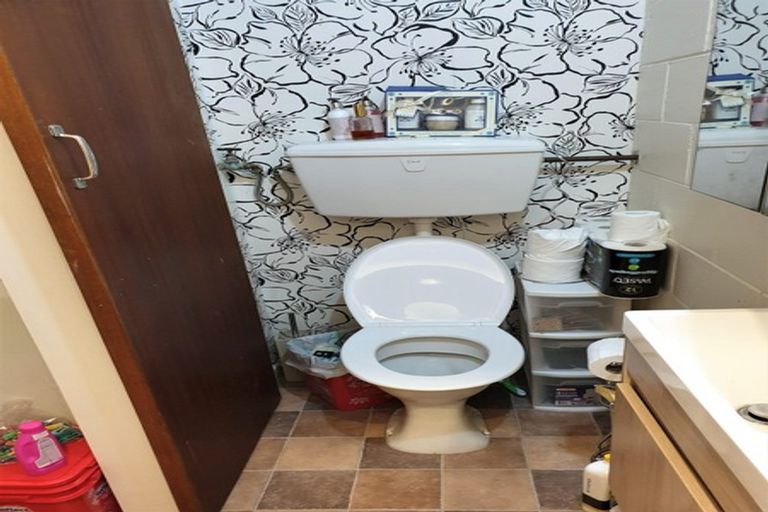 Photo of property in 129 Constable Street, Newtown, Wellington, 6021