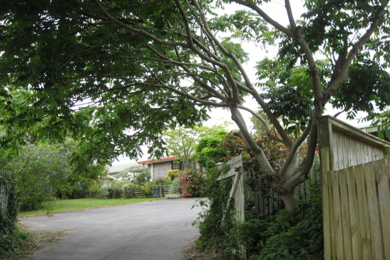 Photo of property in 9 Hawke Place, Pukekohe, 2120