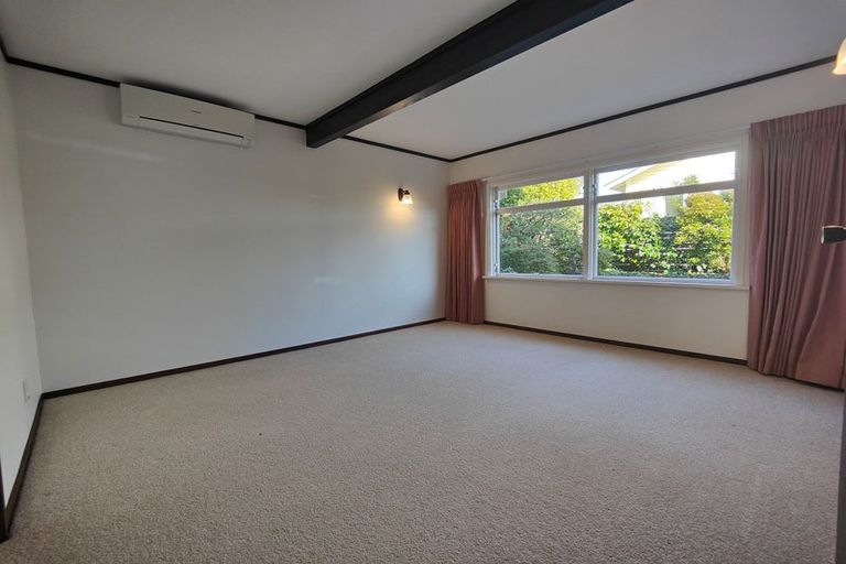 Photo of property in 20 Lochiel Road, Khandallah, Wellington, 6035