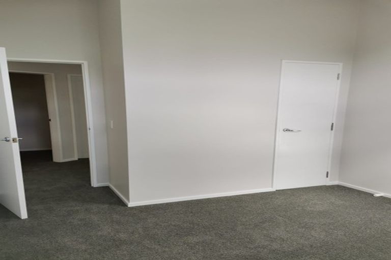 Photo of property in Miramar Villas, 3u5 Byron Street, Miramar, Wellington, 6022