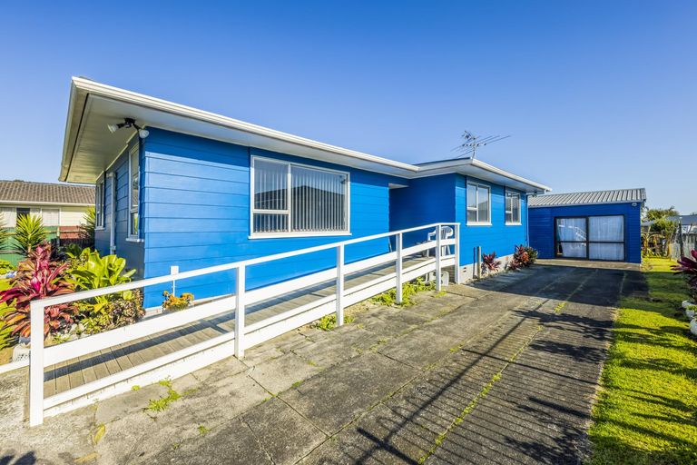 Photo of property in 27 Arbor Close, Manurewa, Auckland, 2102