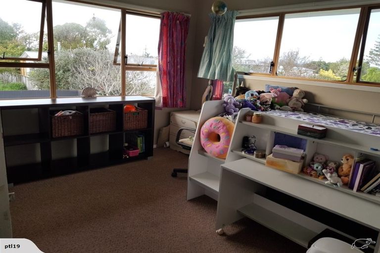 Photo of property in 54 Third View Avenue, Beachlands, Auckland, 2018