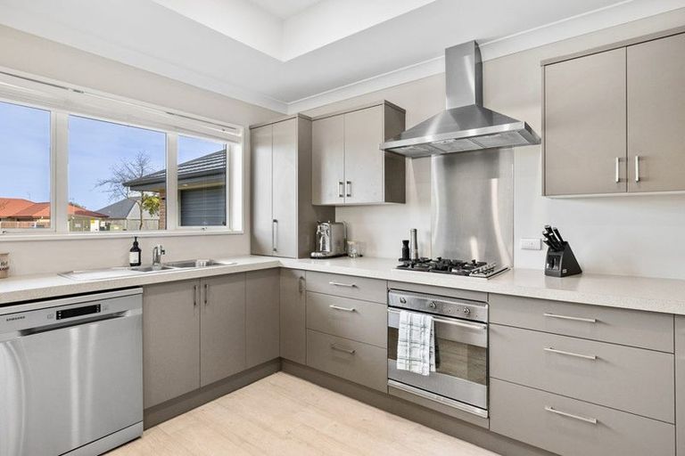 Photo of property in 55 Overbury Crescent, Rolleston, 7614