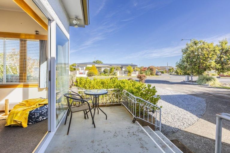 Photo of property in 11 Cassino Crescent, Onekawa, Napier, 4110