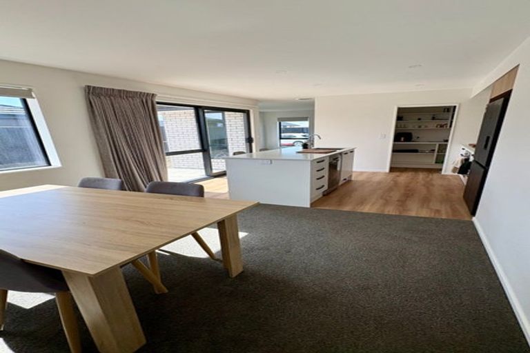 Photo of property in 37 Eric Crozier Road, Darfield, 7510