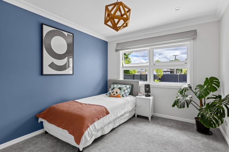 Photo of property in 70 Glenvar Road, Torbay, Auckland, 0630