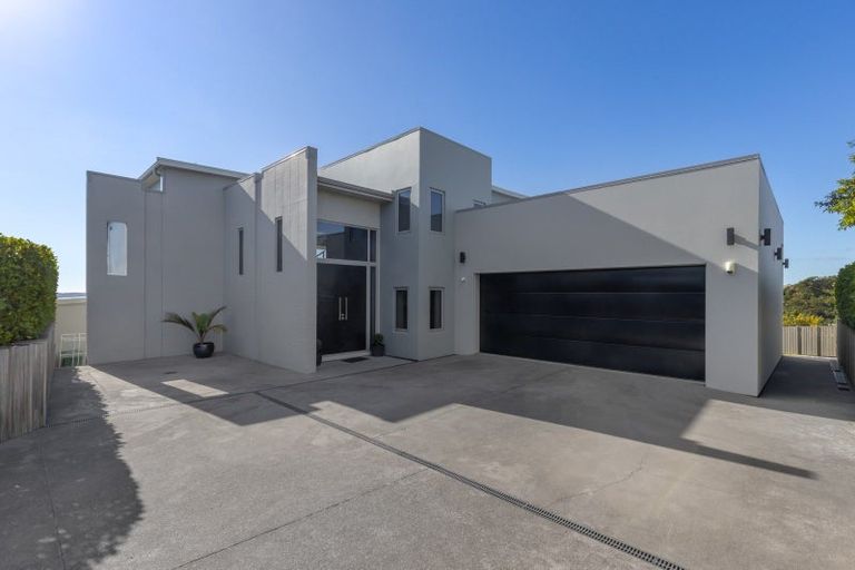 Photo of property in 22 Milford Street, Aotea, Porirua, 5024