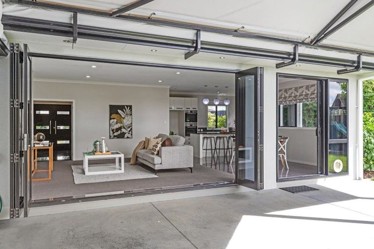 Photo of property in 21 Mataroa Crescent, Flagstaff, Hamilton, 3210