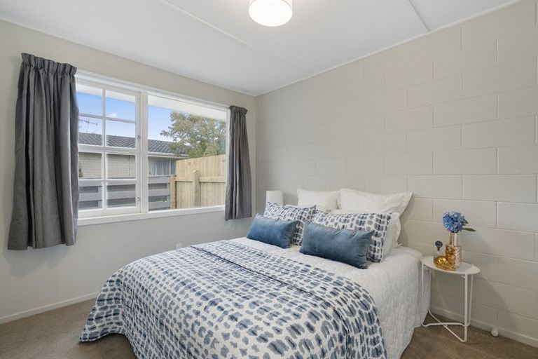 Photo of property in 89b Main Road, Wainuiomata, Lower Hutt, 5014