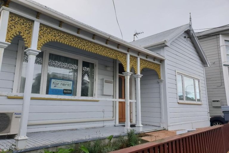 Photo of property in 32 Hall Street, Newtown, Wellington, 6021
