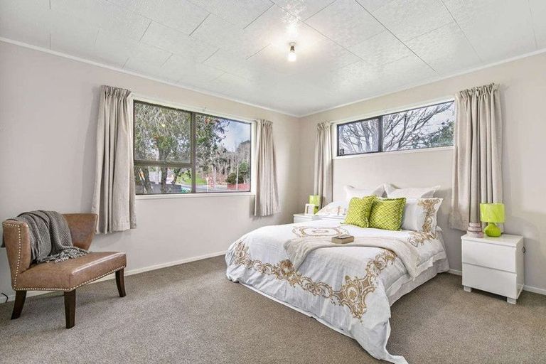 Photo of property in 2 Duckworth Road, Papakura, 2110