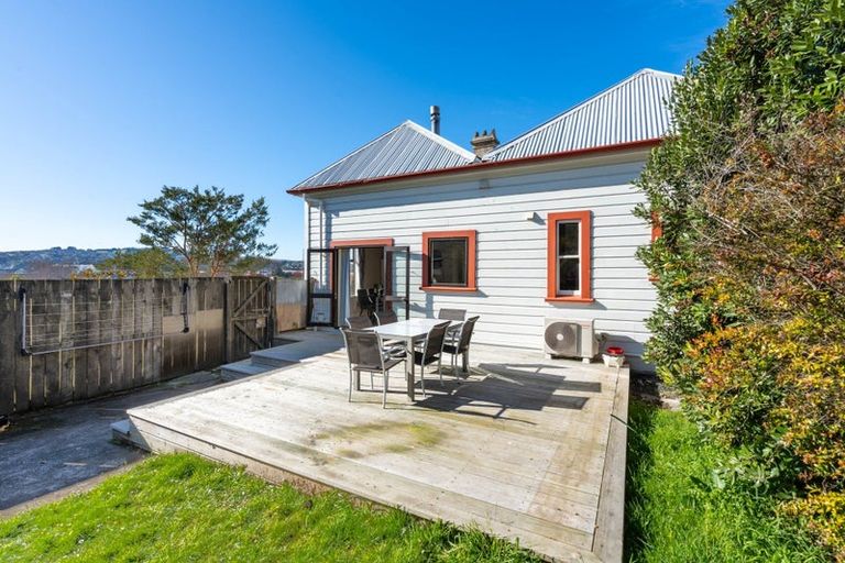 Photo of property in 68 Grosvenor Street, Kensington, Dunedin, 9011