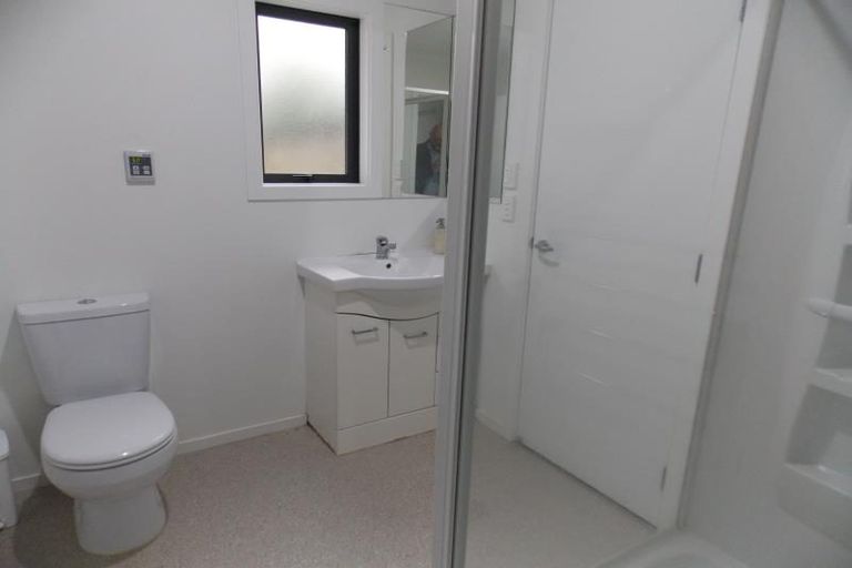 Photo of property in 8 Tongariro Drive, Aotea, Porirua, 5024