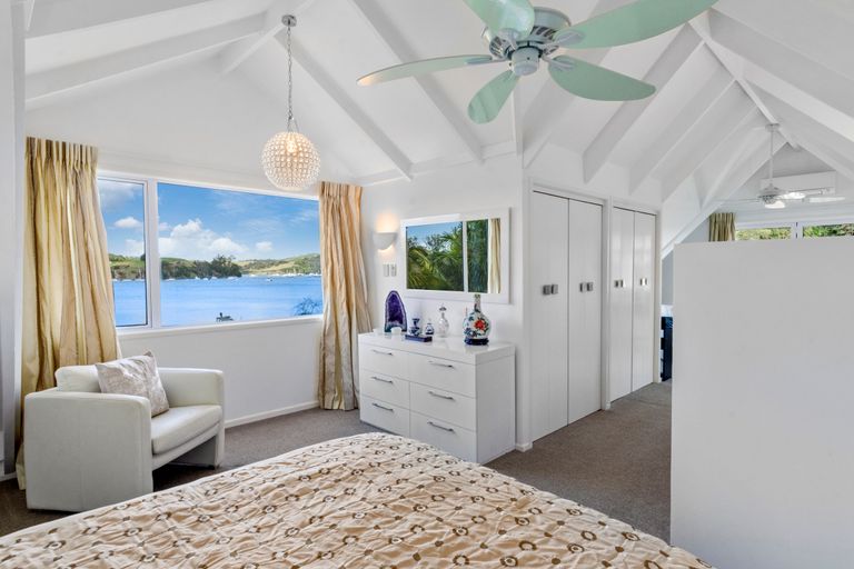 Photo of property in 15 Martin Road, Matakana, Warkworth, 0985