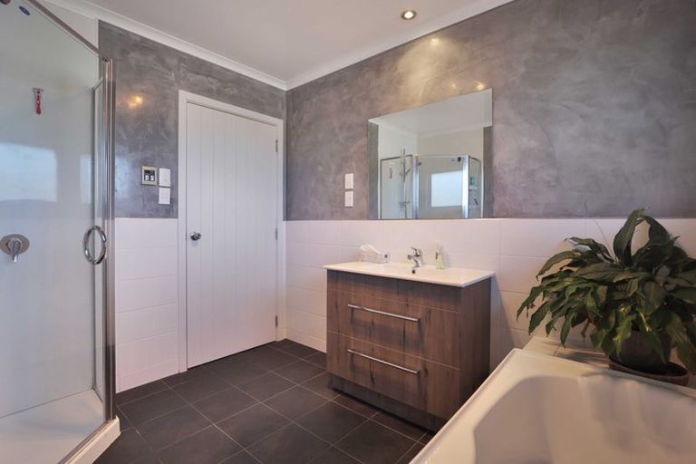 Photo of property in 11 Halston Close, Huntingdon, Ashburton, 7774