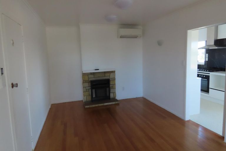 Photo of property in 10 Camelot Place, Glenfield, Auckland, 0629