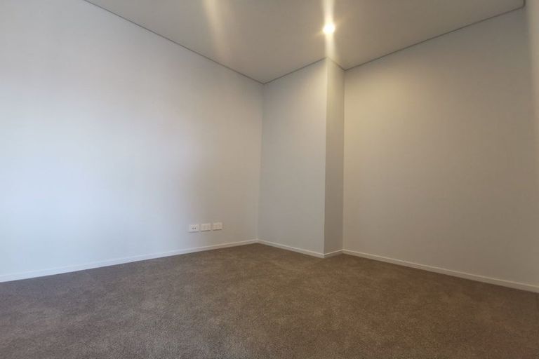 Photo of property in 211/3 Kaipiho Lane, Albany, Auckland, 0632