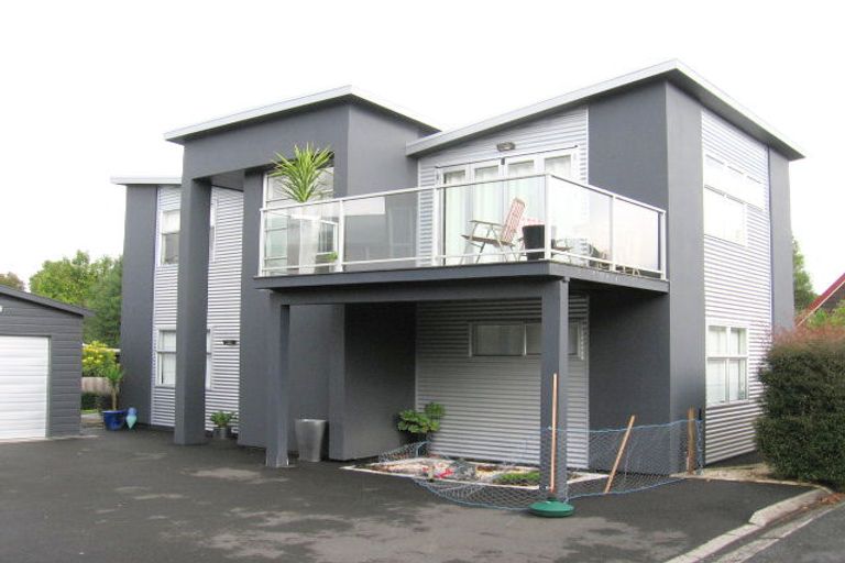 Photo of property in 85a Lake Domain Drive, Frankton, Hamilton, 3204