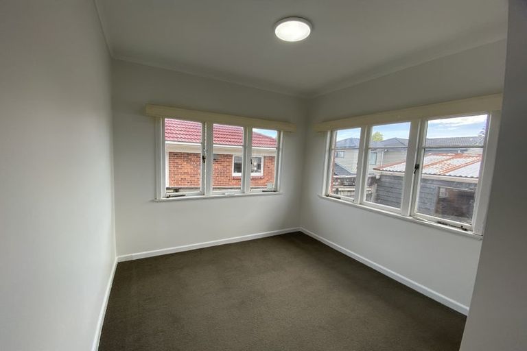 Photo of property in 17 Elizabeth Avenue, Papatoetoe, Auckland, 2025