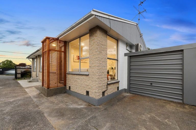 Photo of property in 2/560 Hereford Street, Linwood, Christchurch, 8011