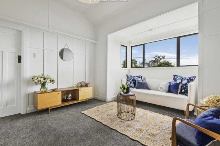 Photo of property in 59 Verran Road, Birkenhead, Auckland, 0626