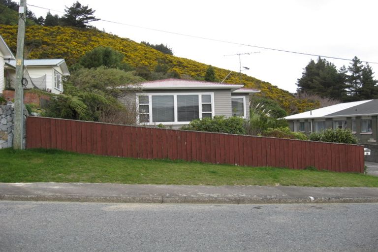 Photo of property in 42 Nelson Crescent, Wainuiomata, Lower Hutt, 5014