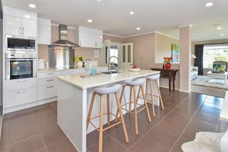 Photo of property in 1 Aufidius Place, Pukekohe, 2120