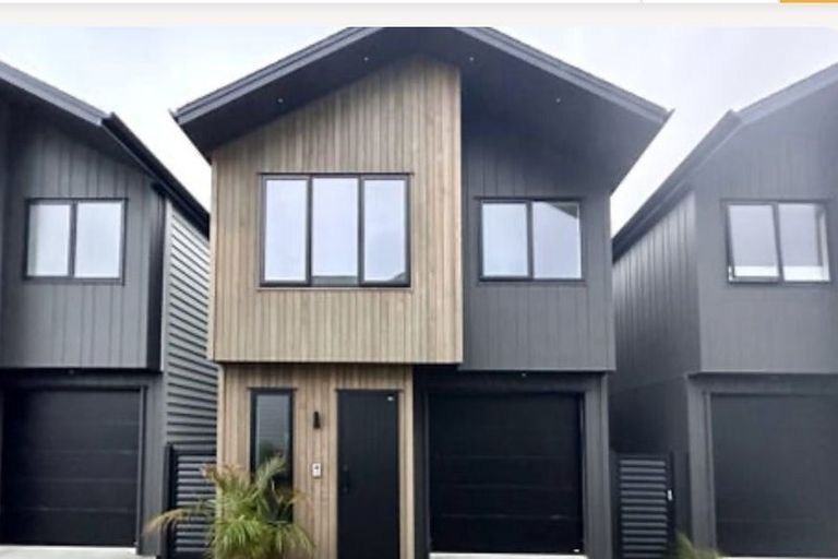 Photo of property in 42 Hicks Road, Wainui, 0932