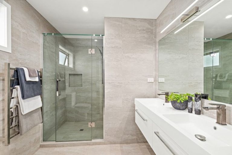 Photo of property in 4 Tai Crescent, Hobsonville, Auckland, 0616