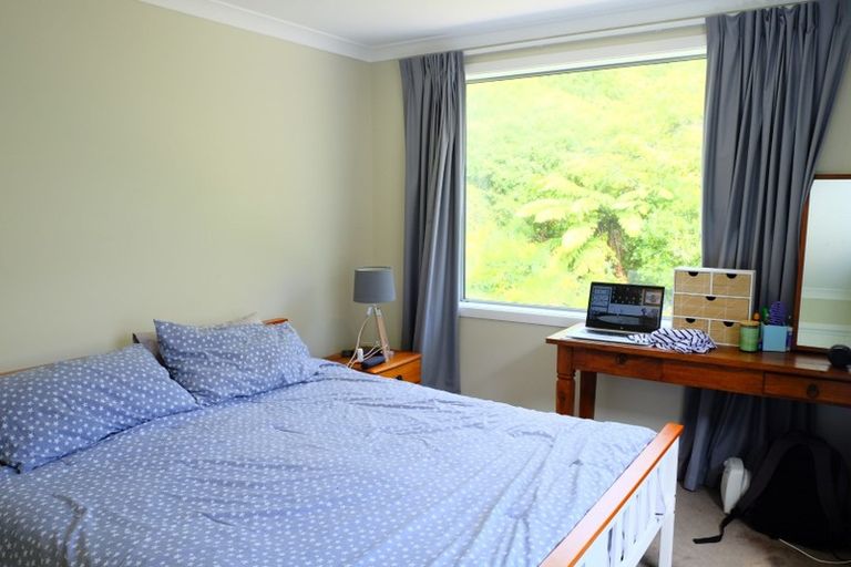 Photo of property in 102u3 Chester Road, Tawa, Wellington, 5028