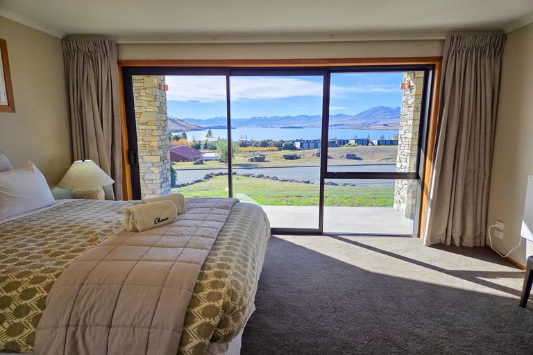 Photo of property in 2 Walter Black Place, Lake Tekapo, 7999