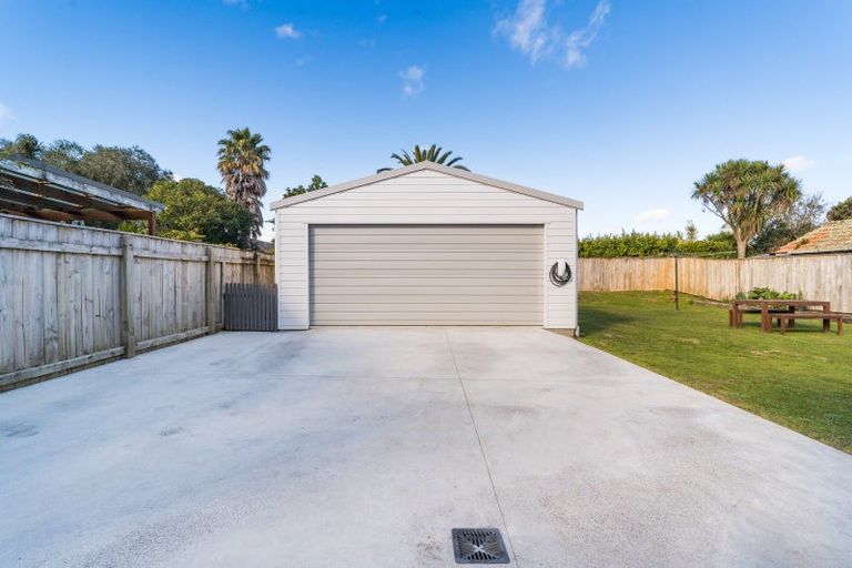 Photo of property in 45 Guy Avenue, Takaro, Palmerston North, 4410