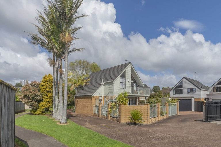 Photo of property in 1/7 Pegasus Place, Half Moon Bay, Auckland, 2012