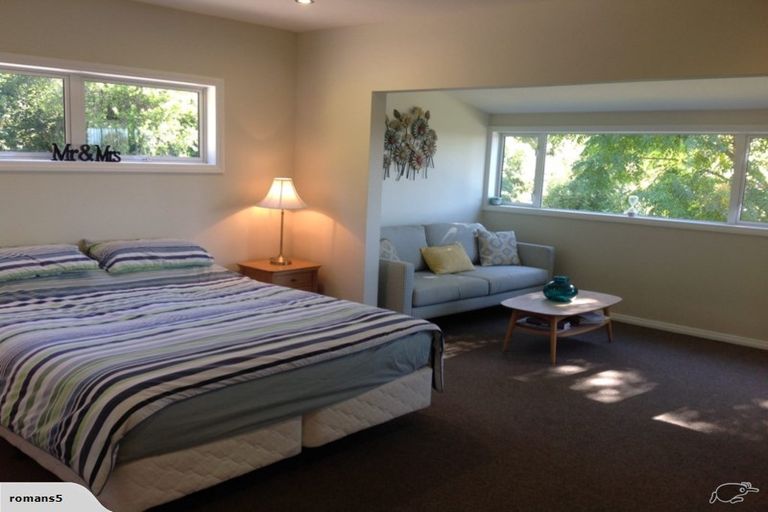 Photo of property in 18 Churchill Drive, Taradale, Napier, 4112