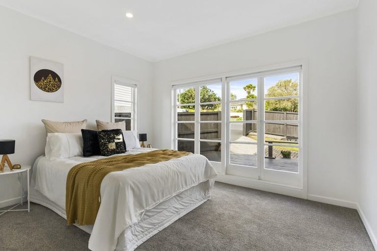 Photo of property in 6 James Laurie Street, Henderson, Auckland, 0612