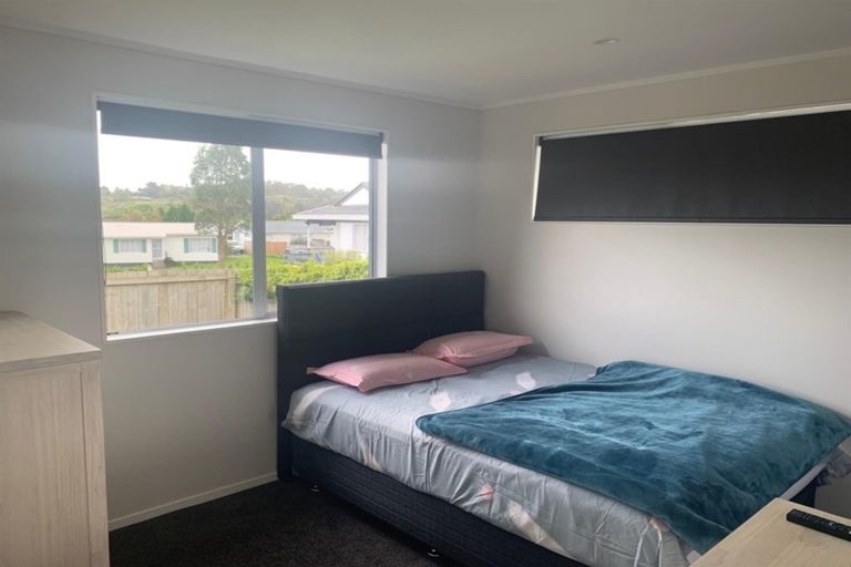 Photo of property in 2/77 Luanda Drive, Ranui, Auckland, 0612