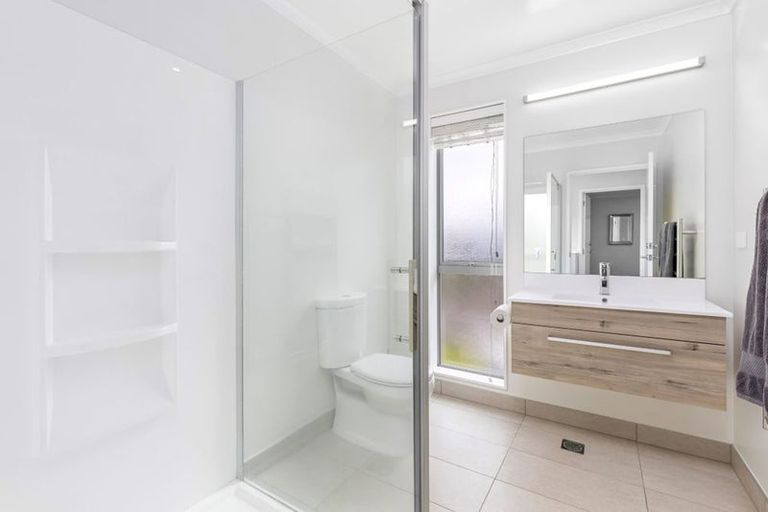 Photo of property in 20 Oioi Road, Hobsonville, Auckland, 0616