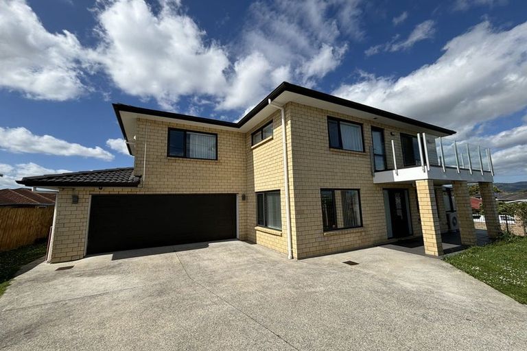 Photo of property in 51 James Laurie Street, Henderson, Auckland, 0612