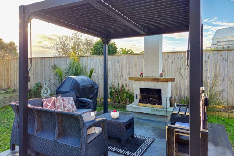 Photo of property in 20 Snappers Lane, Foxton Beach, Foxton, 4815