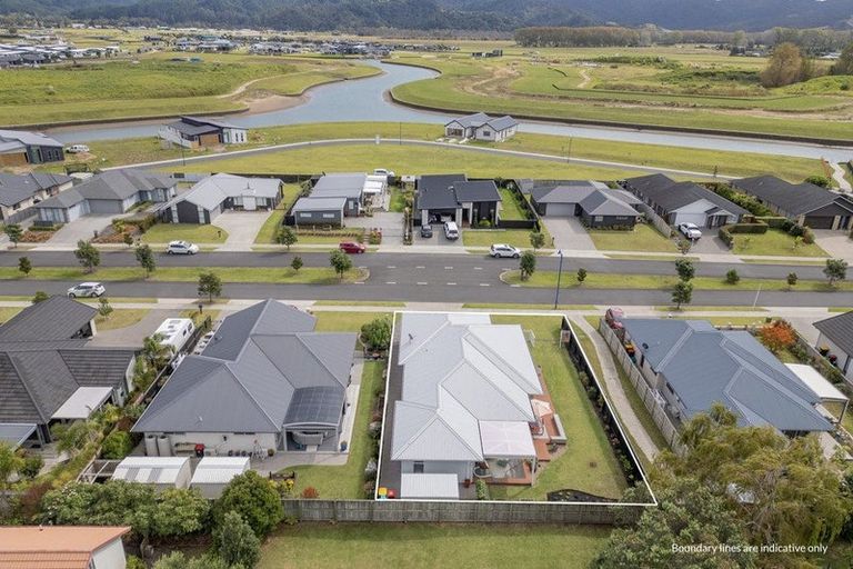 Photo of property in 106 Kupe Drive, Whitianga, 3510