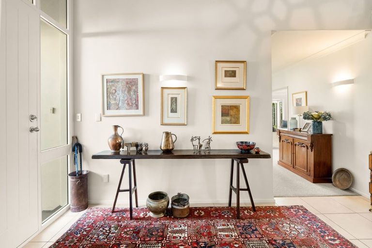 Photo of property in 42 Mcdougall Avenue, St Albans, Christchurch, 8014