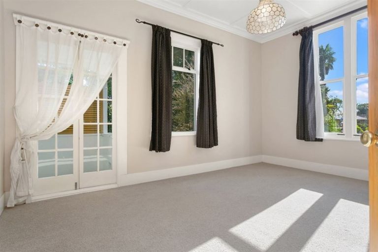 Photo of property in 46c Hamilton Road, Cambridge, 3434