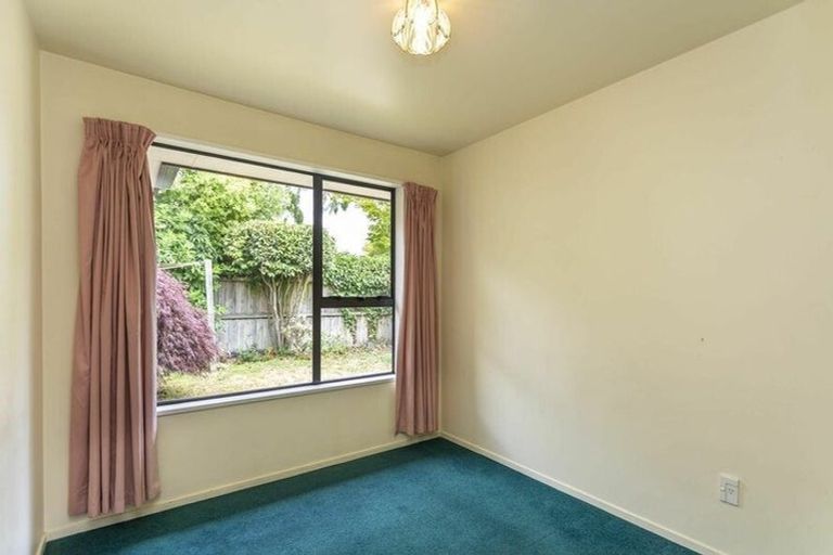 Photo of property in 36 Highsted Road, Bishopdale, Christchurch, 8053