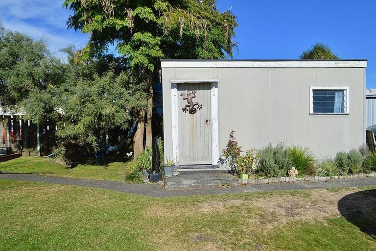 Photo of property in 25 Lemon Street, Otaki, 5512