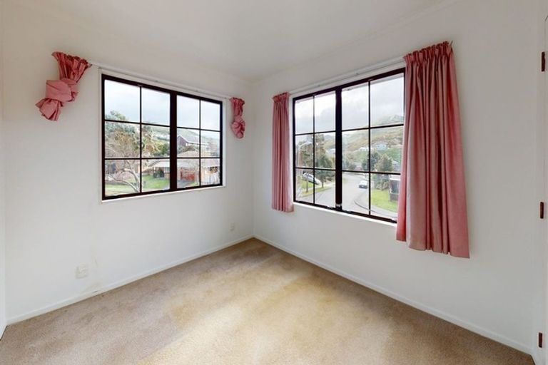 Photo of property in 45 Burbank Crescent, Churton Park, Wellington, 6037