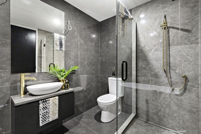 Photo of property in Alpha Apartments, 801/4u Elizabeth Street, Mount Victoria, Wellington, 6011