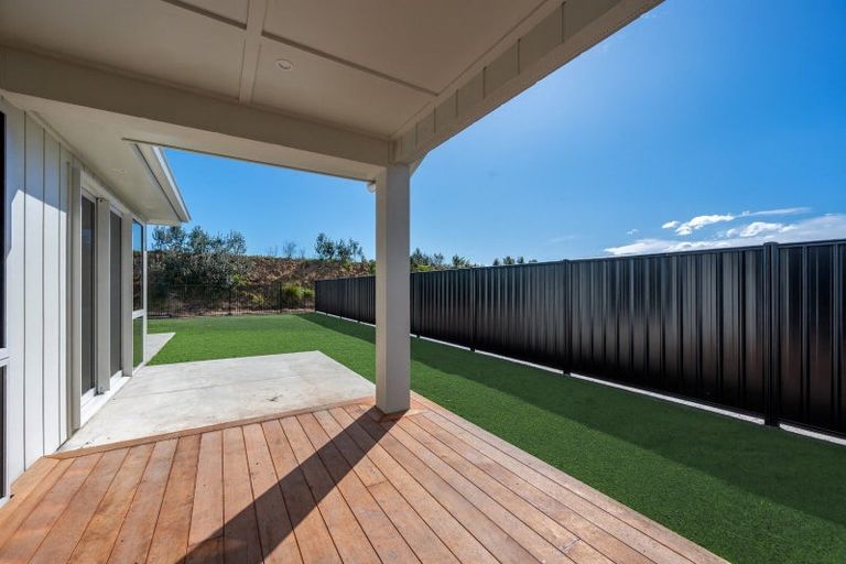 Photo of property in 17 Arihi Crescent, Frimley, 4120