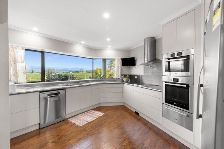 Photo of property in 11 Mckenzie Settlement Road, Kairanga, Palmerston North, 4475