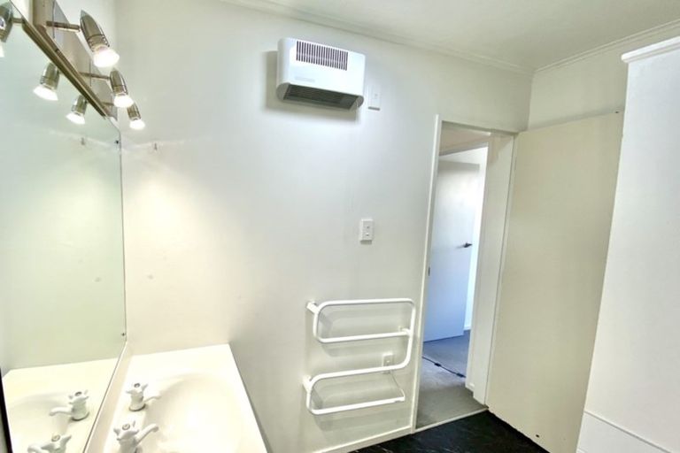 Photo of property in 719f2- Fergusson Drive, Elderslea, Upper Hutt, 5018