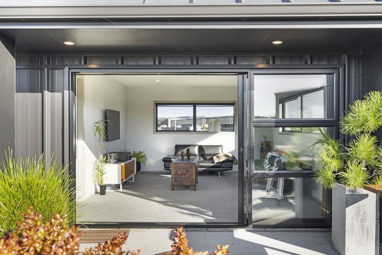 Photo of property in 16 Kaniera Terrace, Cambridge, 3434